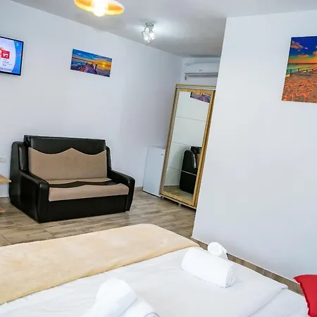 Casa Ericka 3* فاما فيكي