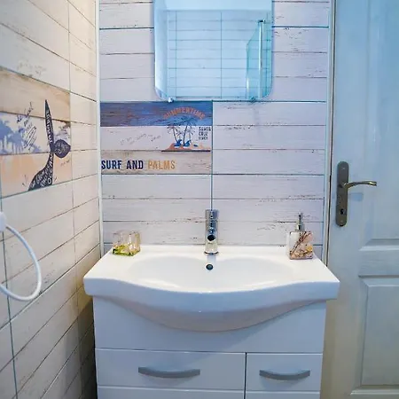 Casa Ericka Vama Veche